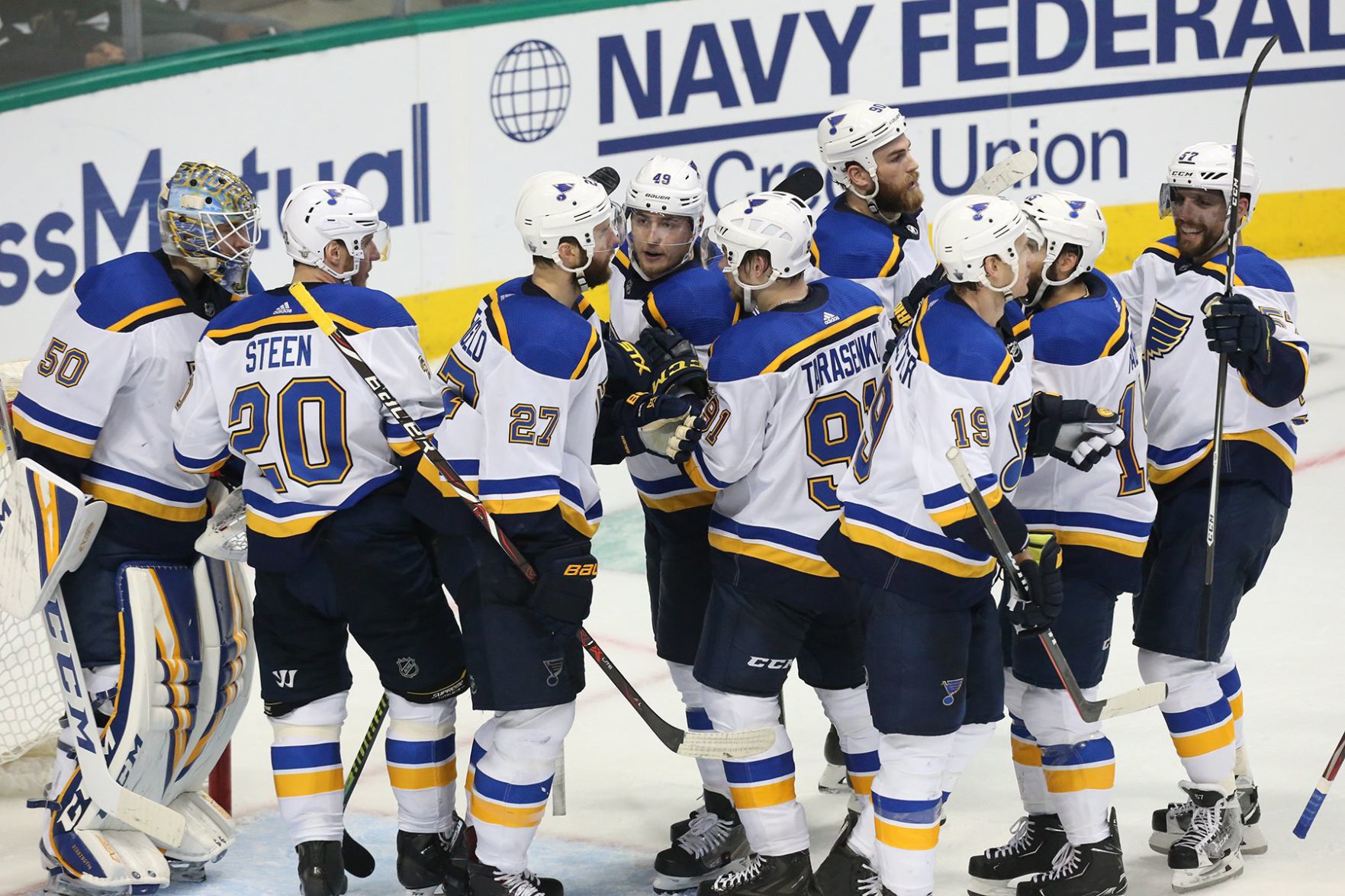Blues and Stars skate in Game 3 of their playoff